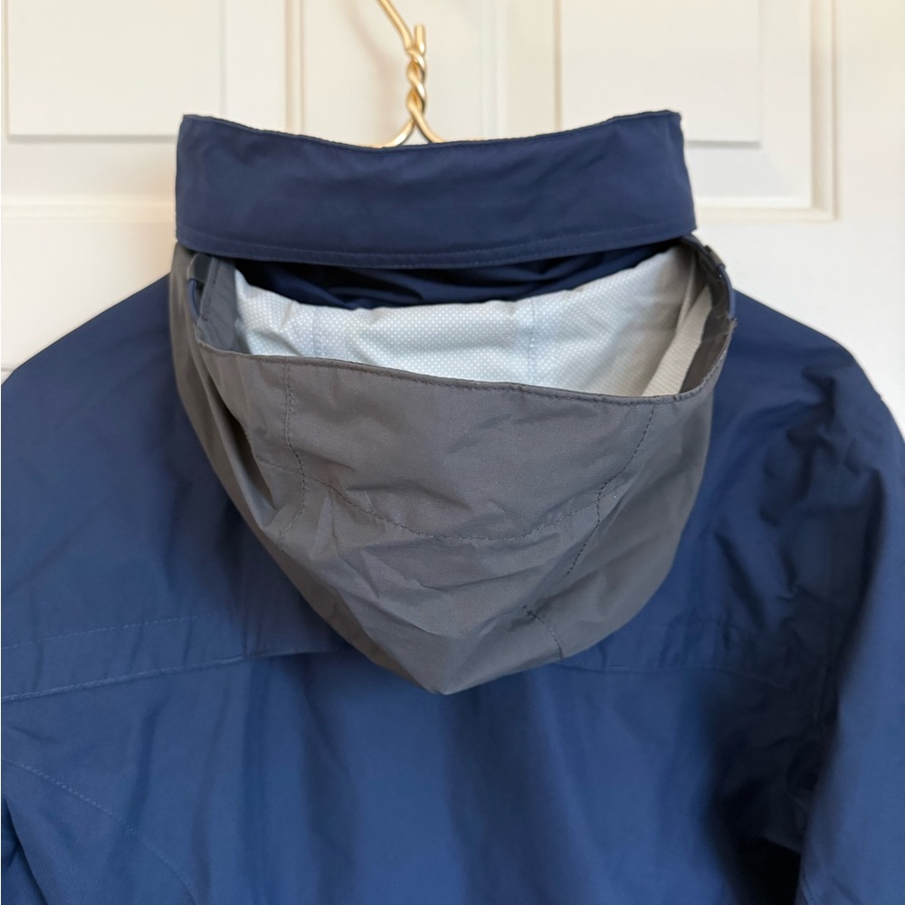 Helly Hansen Dark Blue Jacket - image 4